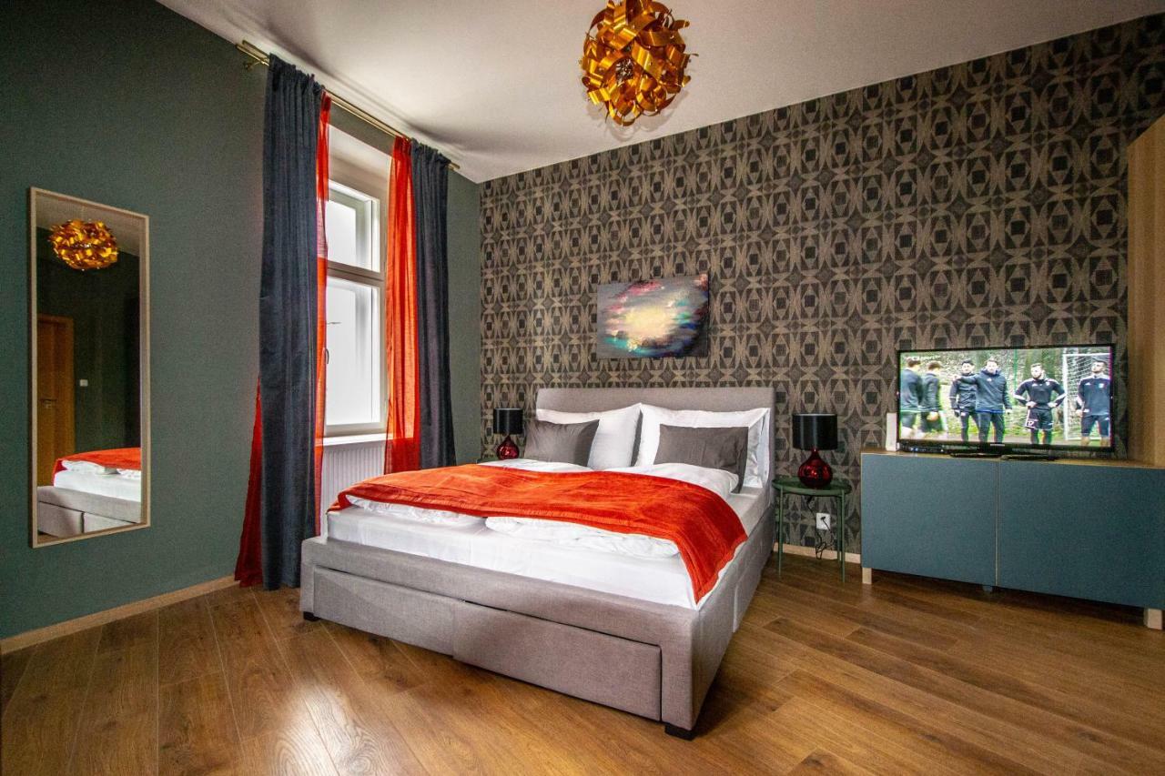 Ruterra Apartments By Cathedral Prague Luaran gambar