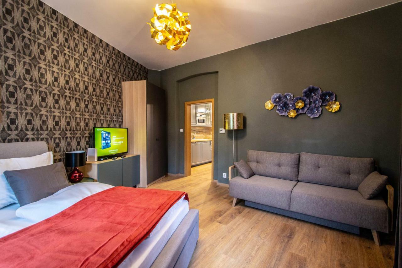 Ruterra Apartments By Cathedral Prague Luaran gambar
