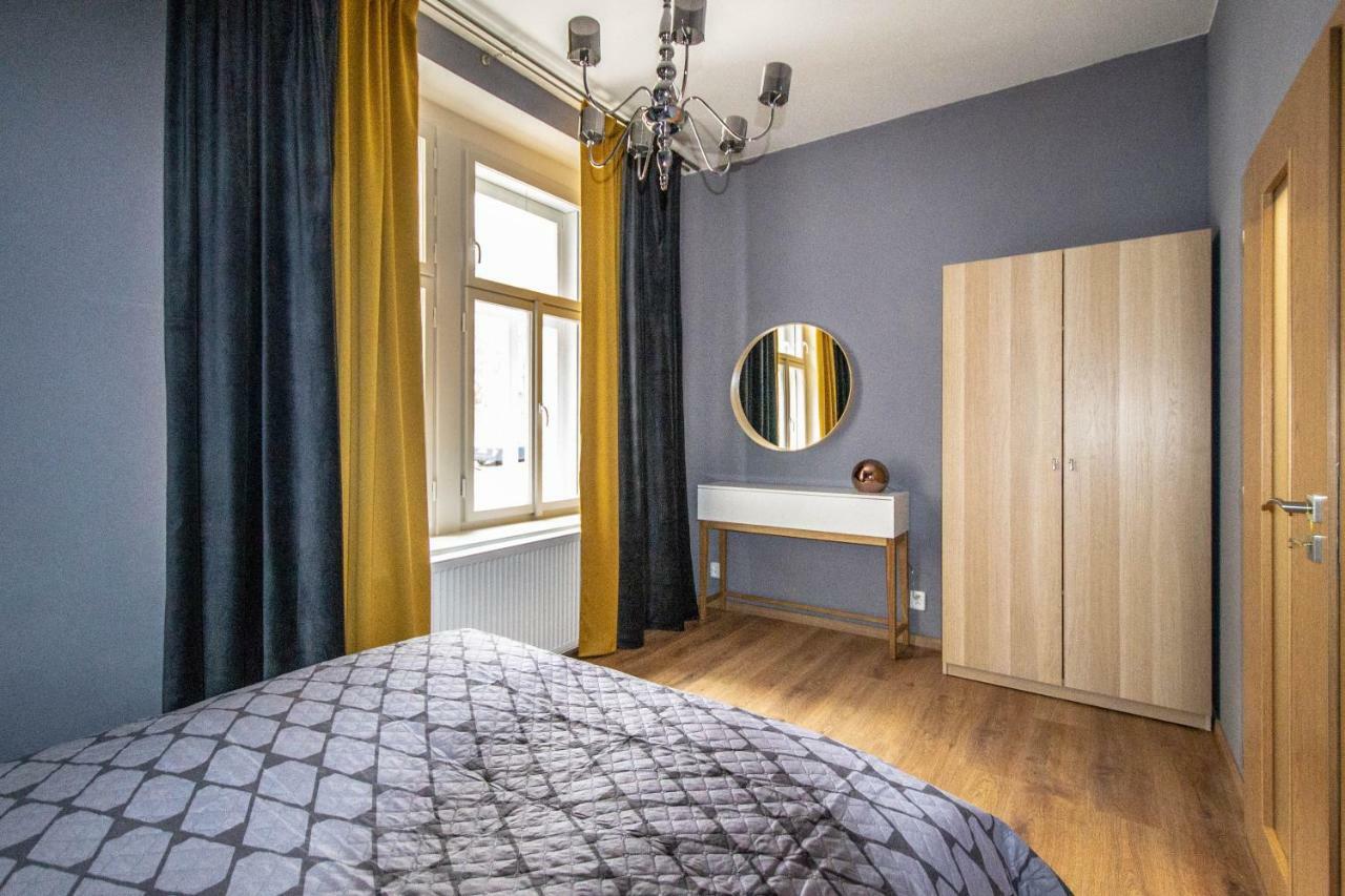 Ruterra Apartments By Cathedral Prague Luaran gambar