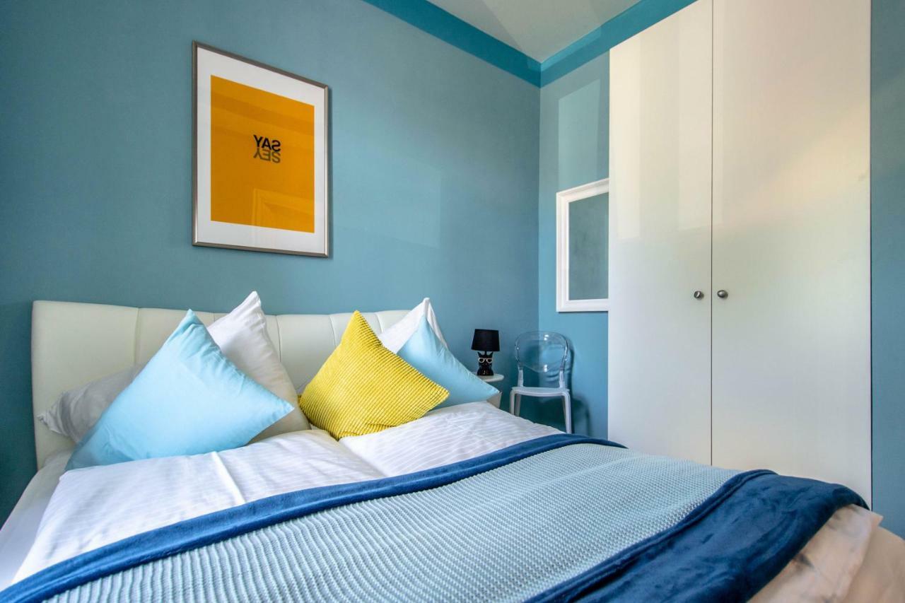 Ruterra Apartments By Cathedral Prague Luaran gambar