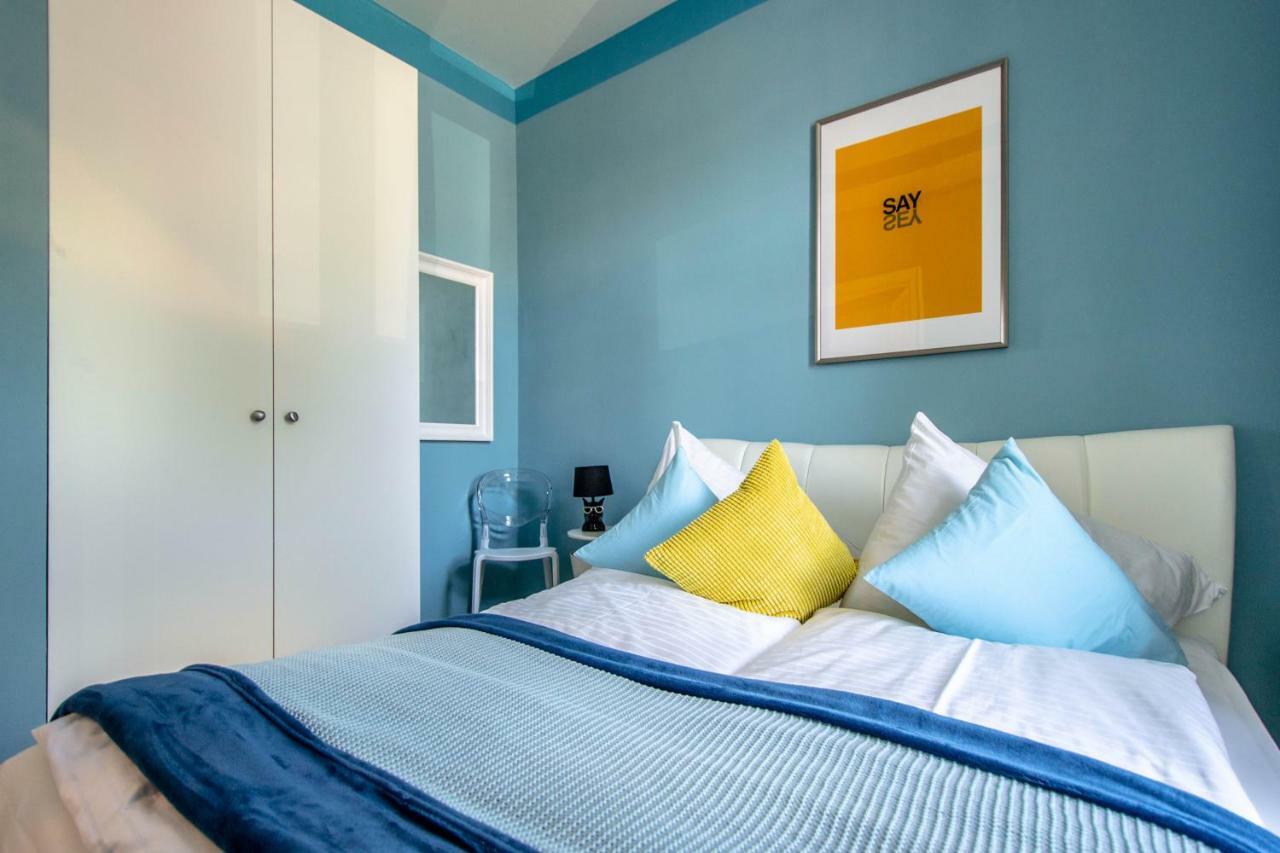 Ruterra Apartments By Cathedral Prague Luaran gambar
